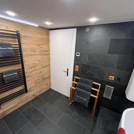 Crimson Apartment Dornbirn